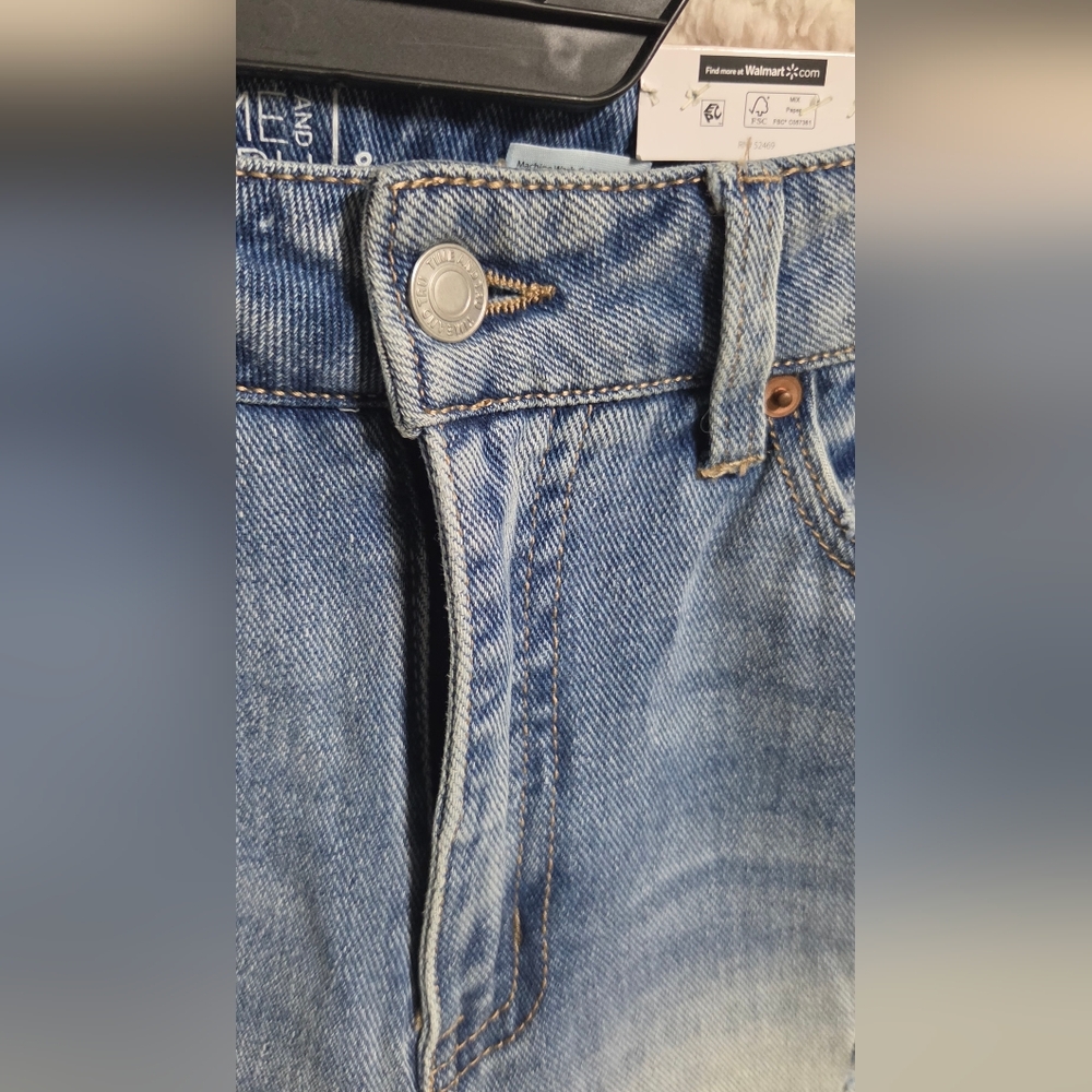 NWT Time and Tru High Rise Cropped Jeans Size 8 - Picture 4 of 8